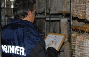 Lavoro nero, chiuso ristorante cinese nel centro di Cagliari