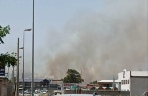 Scoppia incendio sulla statale 197: strada bloccata e traffico deviato