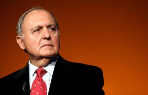 Il prof Paolo Savona a Cagliari per parlare di economia e finanza