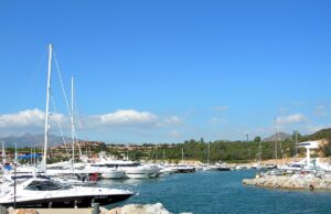 San Teodoro: malore fatale per uno skipper, muore sulla sua barca