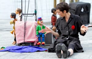 Clown, cantastorie e astrofisica: ecco il Grande teatro dei piccoli a Cagliari