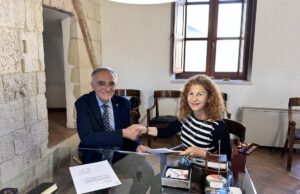 Quartu sottoscrive la dichiarazione per la lotta all’HIV e AIDS Quartu Sant’Elena sottoscrive la dichiarazione per la lotta all'HIV e AIDS è la prima città della Sardegna ad aderire iniziativa Fast-Track Cities