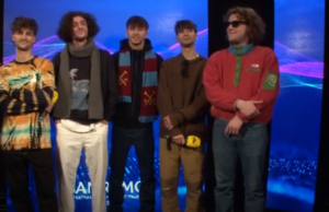 Elmas, i Colla Zio danno spettacolo all’aeroporto Mario Mameli