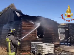 Fiamme in viale Monastir: intervento dei Vigili del Fuoco evita gravi danni