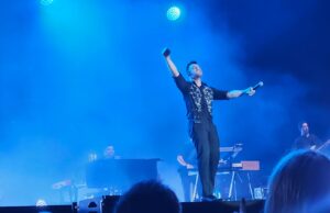 Tutto l’amore di Tiziano Ferro in concerto al Forte Arena