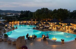 I turisti stranieri si rinnamorano della Sardegna, ma agosto è last minute