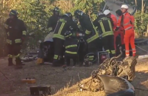 Auto contro un albero a Calamosca: grave un trentenne