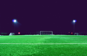 Cagliari, 36enne ha un malore durante il calcetto: salvato col defibrillatore