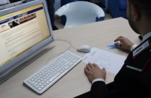 Vendono auto online, ma è una truffa: 4 denunciati a Tortolì