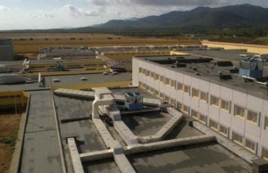 Aspetta un bambino ma sta in carcere a Uta: appello al trasferimento