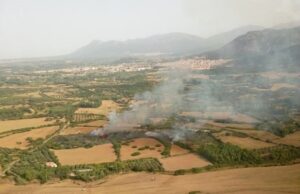 La Sardegna continua a bruciare: 15 incendi in un giorno