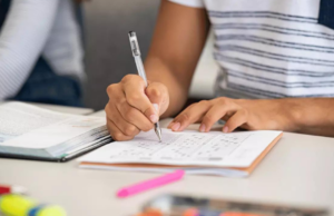 Esame Tfa, la rabbia dei candidati: “La prova non è stata annullata”