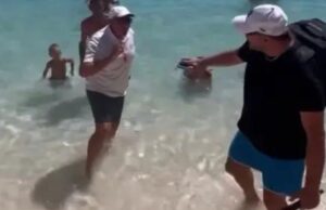 Metroman cacciato di nuovo, questa volta disturba tutti a Cala Mariolu