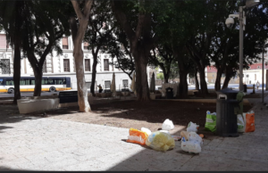 Cagliari, Piazza Gramsci in condizioni disastrose: “Manutenzione inesistente”