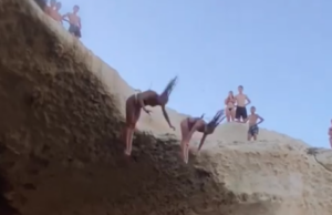 Diventa virale il video del tuffo di Pellacani e Vittorioso da S’Archittu