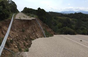 Strada per Monte Pino non riapre: fondi regionali promessi e mai arrivati