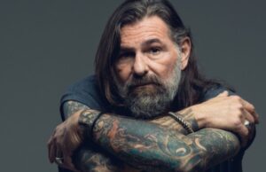 Segnali di ripresa per il cantante Joe Perrino, resta in Rianimazione