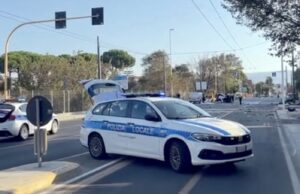 La carambola e lo schianto: tragedia in viale Marconi, muoiono quattro giovani