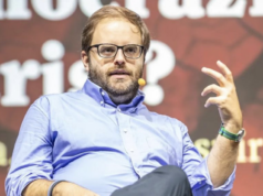 Pregliasco: “Oggi i podcast e i social hanno un ruolo informativo rilevante”