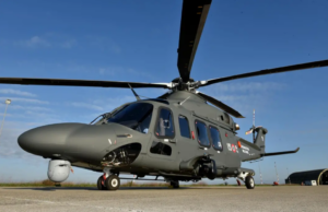 Arbus, finisce su uno scoglio mentre fa kitesurf: salvato con elisoccorso