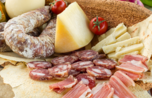 I sapori delicati e stuzzicanti della tradizione: salumi e formaggi di Sardegna