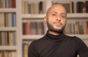 Critica il libro di Vannacci e lo minacciano di morte: solidarietà a docente universitario