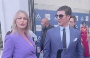 Sassari, folla di persone per Anna Falchi alla Fiera del Nord Sardegna