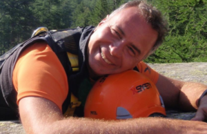 Tragica fatalità a Dorgali: 60enne muore sul colpo durante un’arrampicata