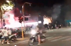 Scontri a Firenze, cagliaritani incappucciati e con le spranghe