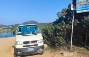 Parcheggiano in stallo disabili: nonostante il contrassegno, arriva la multa
