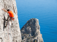 Sardegna paradiso del free climbing: ecco 3 percorsi da togliere il fiato