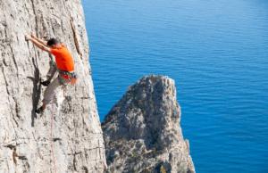 Sardegna paradiso del free climbing: ecco 3 percorsi da togliere il fiato