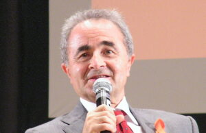 Arturo Parisi: “L’uscita di Soru dal PD? Frutto della rinuncia alle primarie”