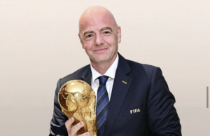 “Auguri ad un uomo straordinario”: gli auguri di Infantino a Gigi Riva