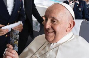 Papa Francesco legge in sardo la prima strofa del “Deus ti salvit Reina”