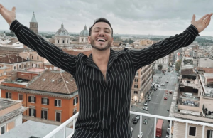 Un sabato di auguri e danza: il ballerino Simone Casula compie 32 anni