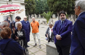 Christian Solinas e Ada Lai in omaggio agli ex presidenti della Regione