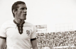 Sardegna in festa per un giorno speciale: tanti auguri al Mito, Gigi Riva