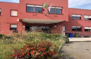 Blatte all’Istituto Pertini, venerdì la disinfestazione