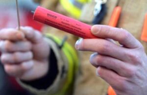 Dramma a Buddusò: esplode petardo, giovane perde due dita