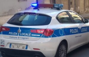 Cagliari, puzza in via Napoli: scatta l’allarme, ma era carne marcia in un deposito