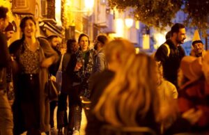 Cagliari, stangata per Ninnos e Bar Florio: stop alla concessione del suolo pubblico