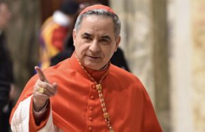 Fondi 8×1000, chiesto processo per 9 imputati | C’è il fratello di Becciu