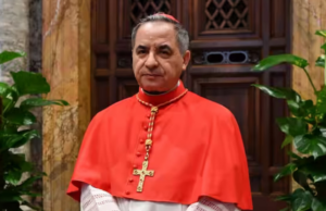 Becciu ai cardinali: “Sono innocente, la verità trionferà”