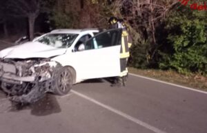 Tragedia a Jerzu: 30enne va a sbattere contro un albero e muore sul colpo