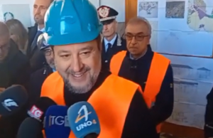 La lunga mattina di Salvini a Cagliari, tra visite e dichiarazioni | Video