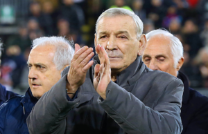 Gigi Riva, il Consiglio comunale gli dedica una settimana | La famiglia: “Fuori luogo”