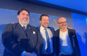 Salvini a Cagliari, l’abbraccio con Truzzu e Solinas: “Siamo uniti”