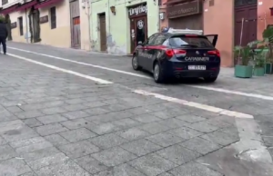 Accoltellato a Capodanno in piazza Yenne: 21enne trasferito in Rianimazione