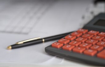 Torna l’Iva ordinaria per il gas, bollette in aumento del 13%